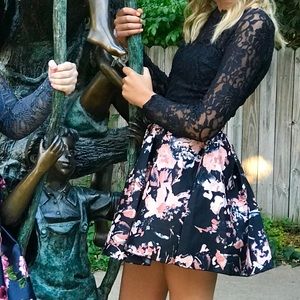 Homecoming dress and or prom it’s a 3-4 in size